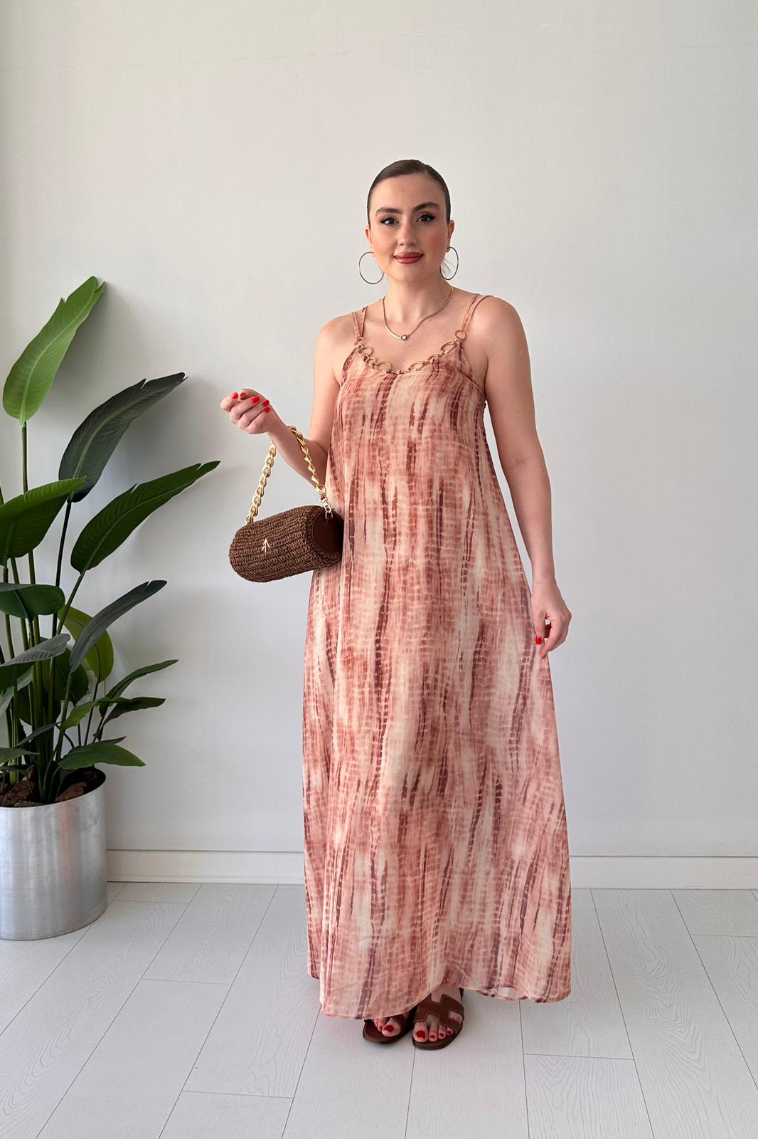 Zincir Yakalı Batik Elbise Kahve - Thumbnail